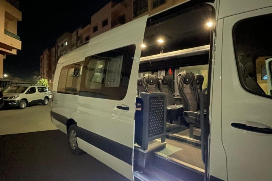 Luxury VIP & VVIP Transfers – Mercedes Sprinter 17 Pax